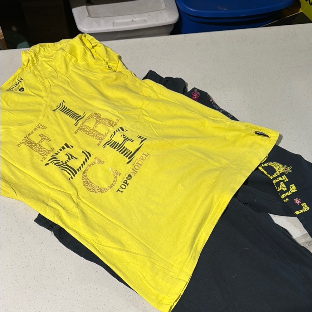 Rare! ANTM Graphic yellow Tee and black Pants Set